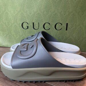 Gucci MEN's interlocking G slide sandals NWT
